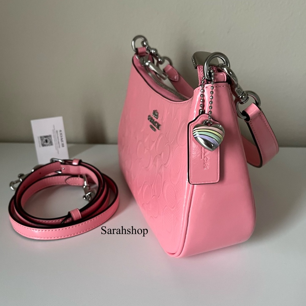 ✅Coach Teri Shoulder Bag In Signature Leather With Heart Charm - Picture 4 of 13